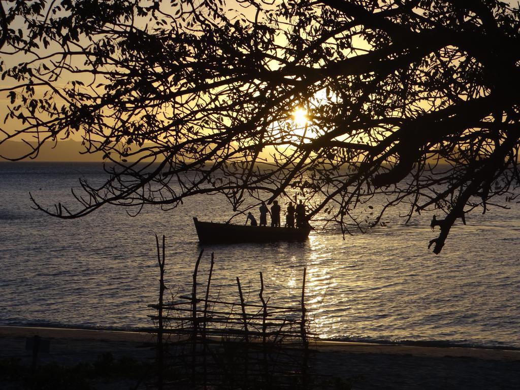 Ar Sun Hotel Antsiranana Bagian luar foto