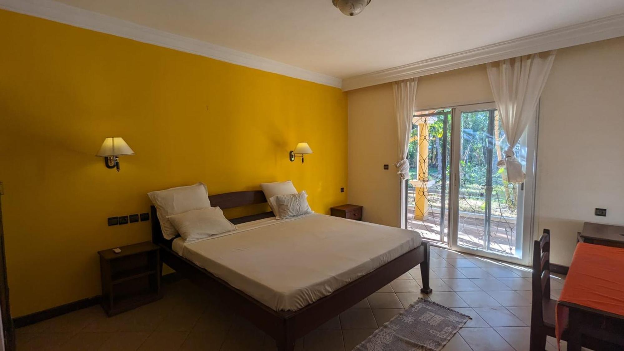 Ar Sun Hotel Antsiranana Bagian luar foto