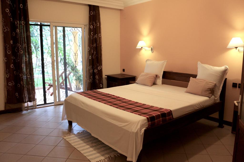 Ar Sun Hotel Antsiranana Bagian luar foto
